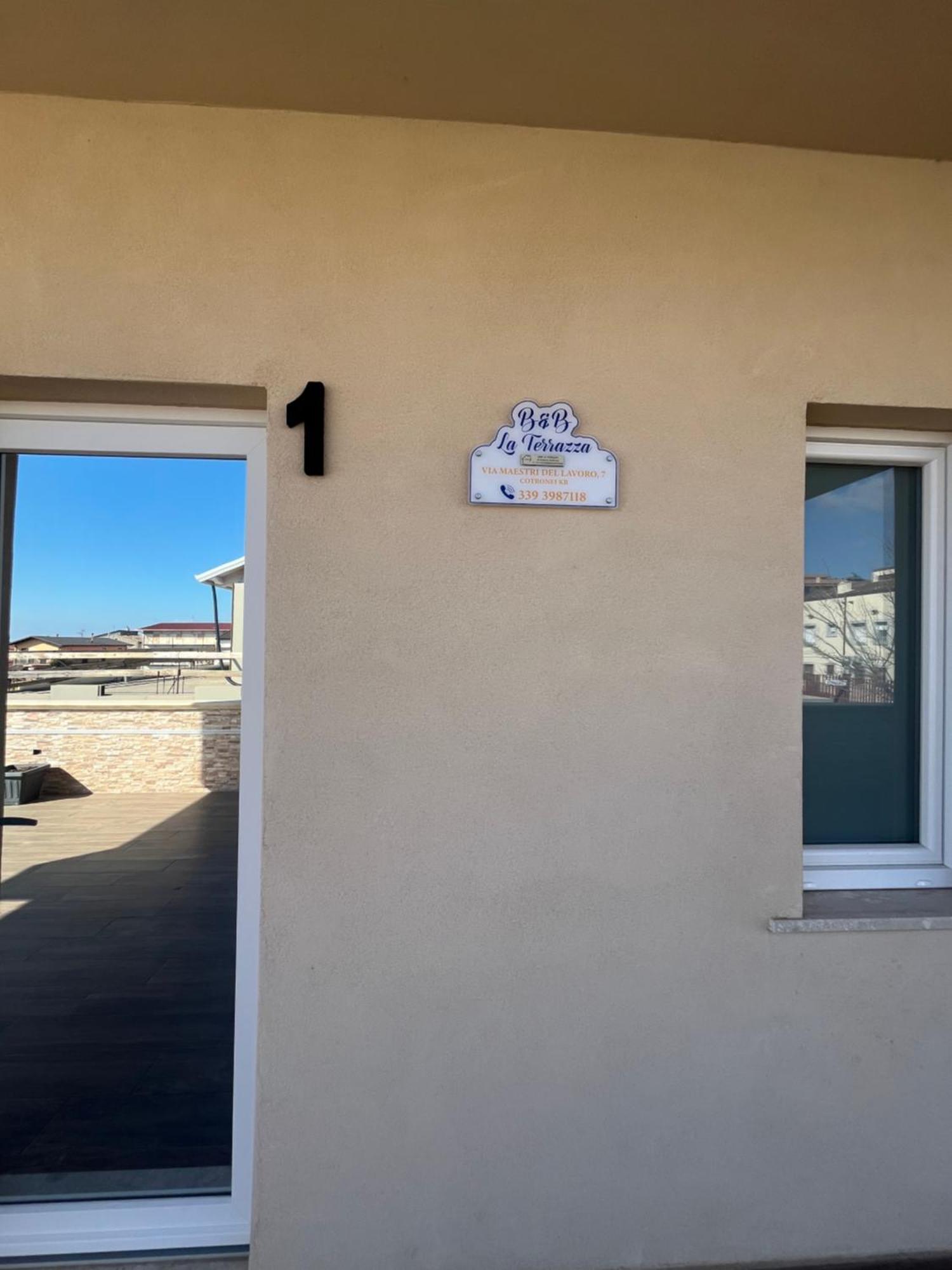 B&B La Terrazza Polifrone Cotronei Exterior foto